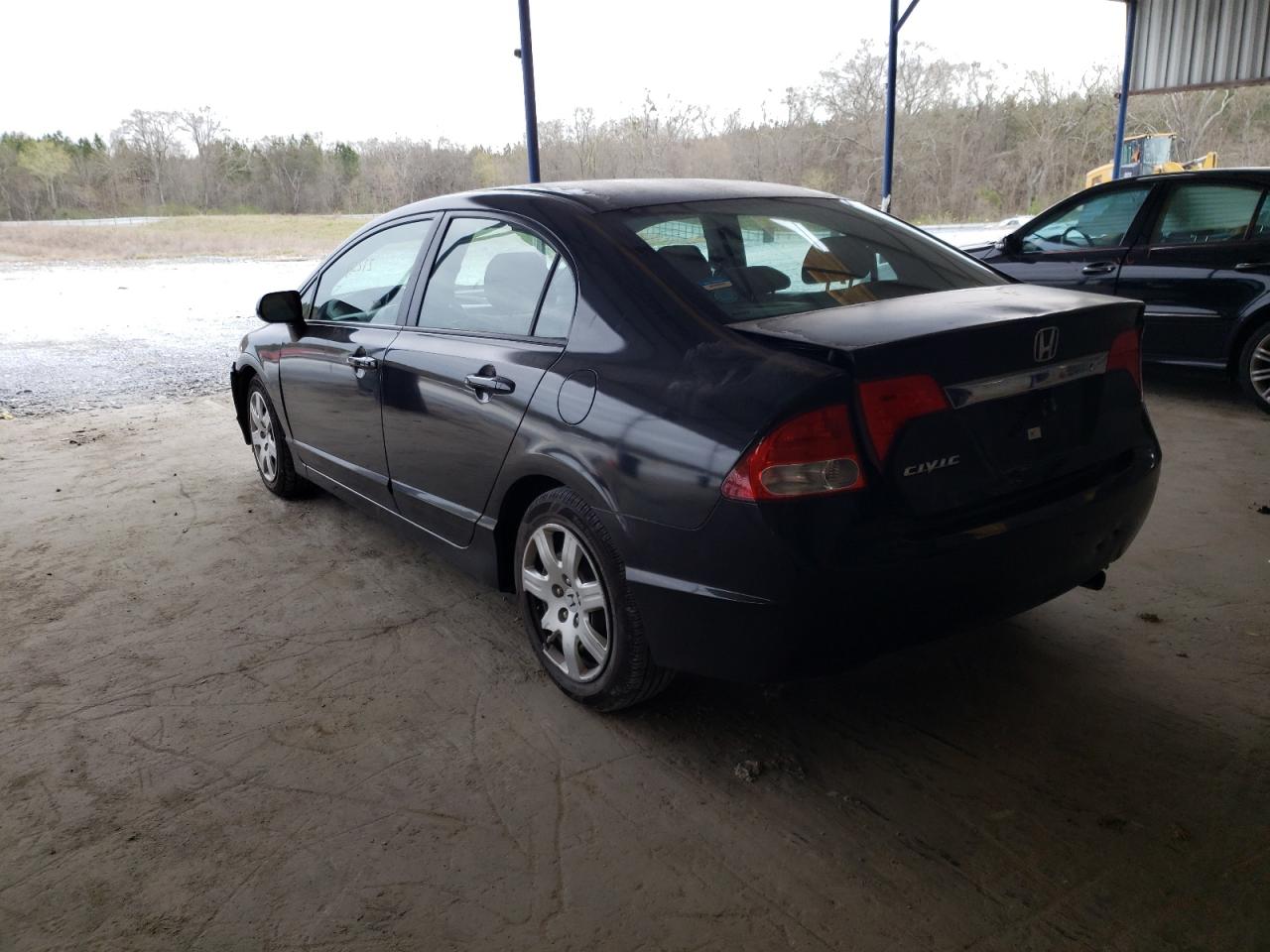 Photo 3 from auction – 2011 HONDA CIVIC LX with VIN 2HGFA1F53BH517440