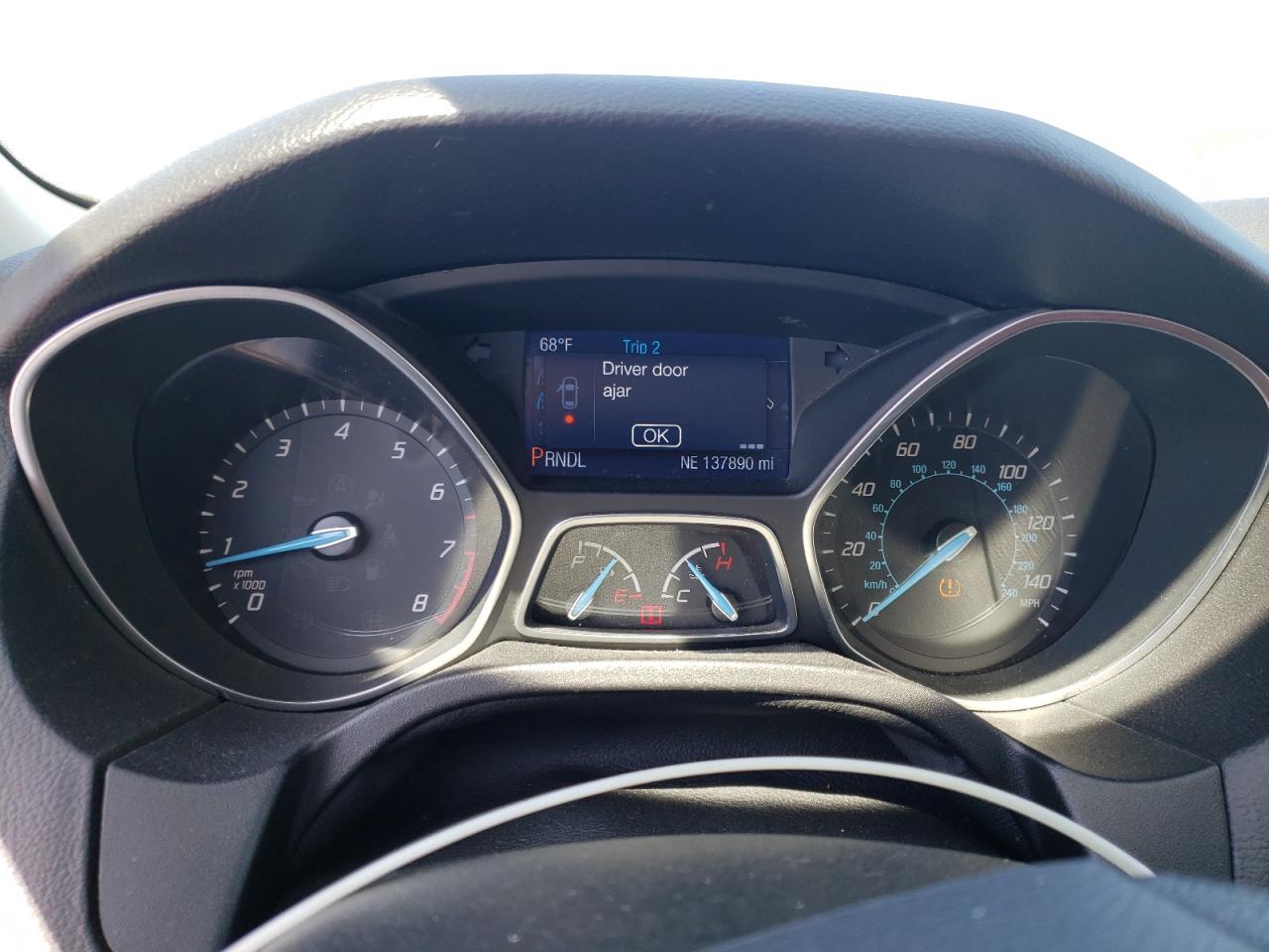 Photo 8 from auction – 2014 FORD FOCUS SE with VIN 1FADP3K29EL165599