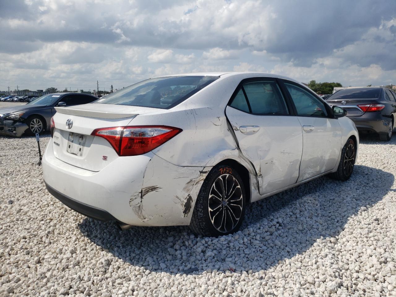 Photo 4 from auction – 2016 TOYOTA COROLLA L with VIN 2T1BURHE8GC746004
