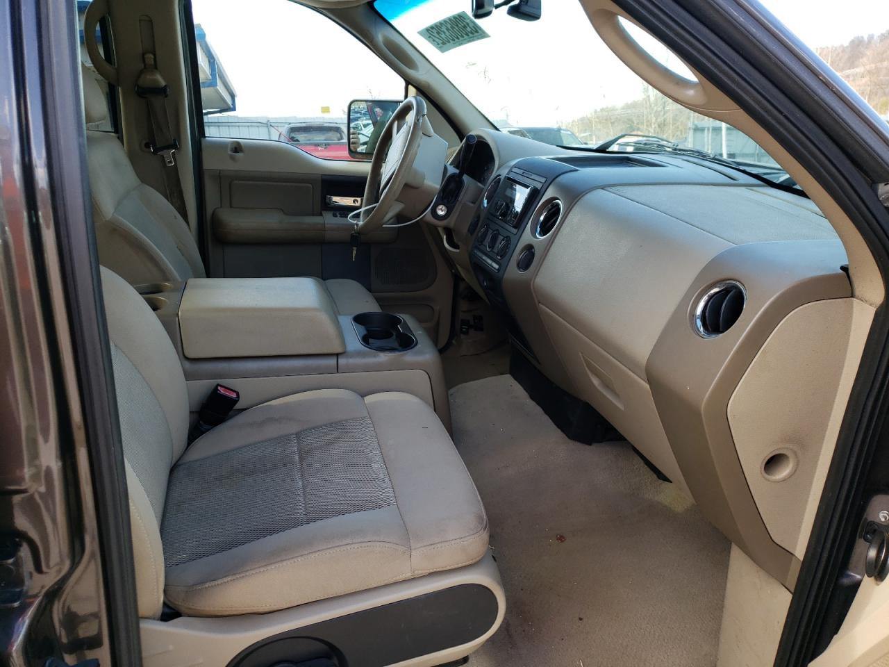 Photo 5 from auction – 2006 FORD F150 SUPER with VIN 1FTPW14566FB12266