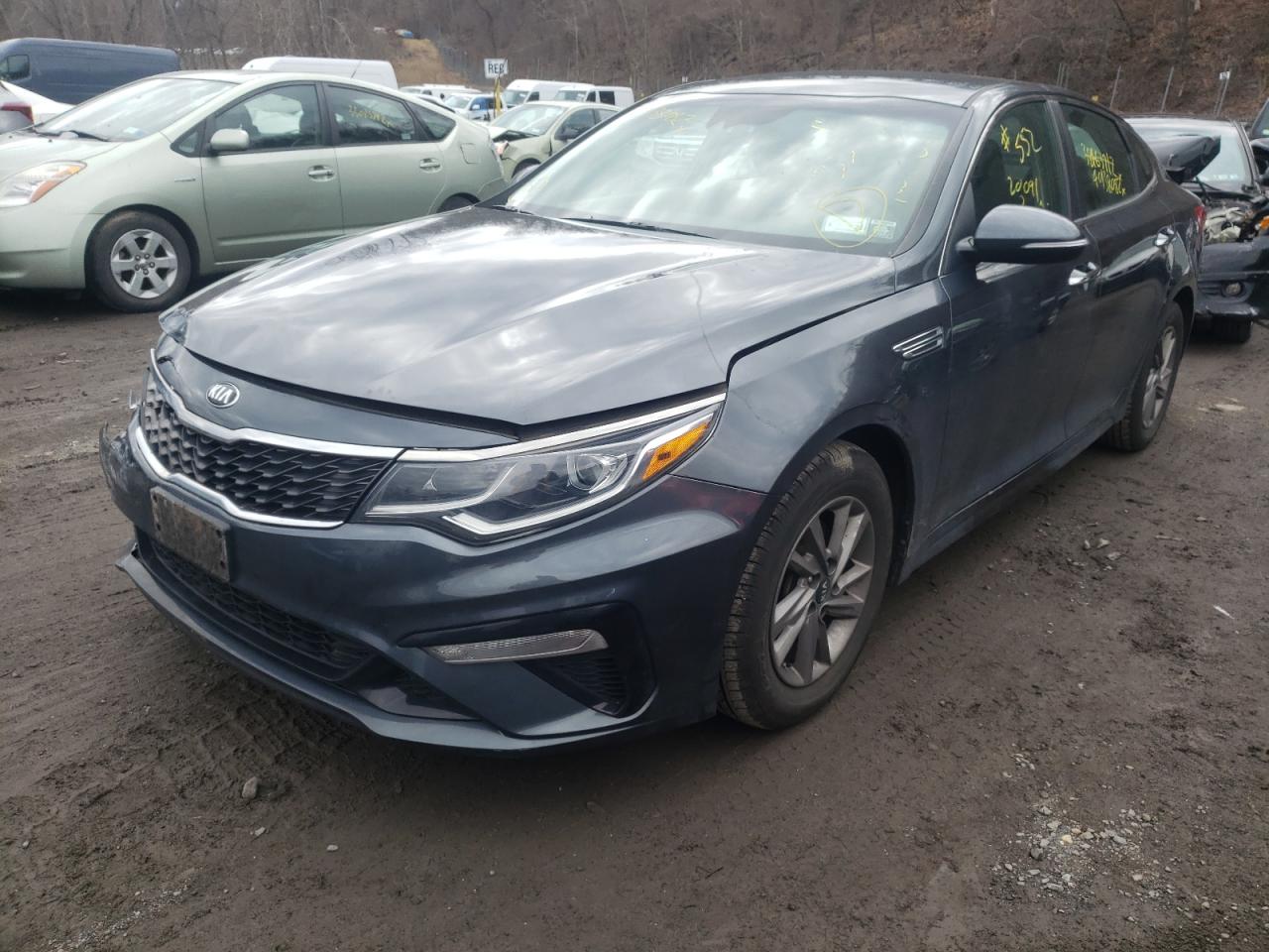 Photo 2 from auction – 2020 KIA OPTIMA with VIN 5XXGT4L35LG418396
