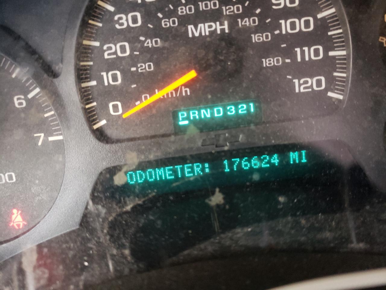 Photo 8 from auction – 2002 CHEVROLET TRAILBLAZE with VIN 1GNDT13S822411270
