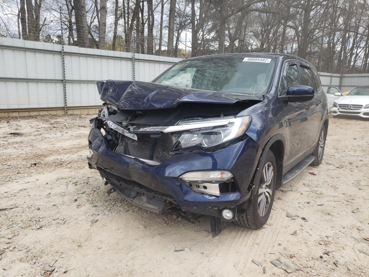 Photo 2 from auction – 2016 HONDA PILOT EX with VIN 5FNYF5H35GB014128