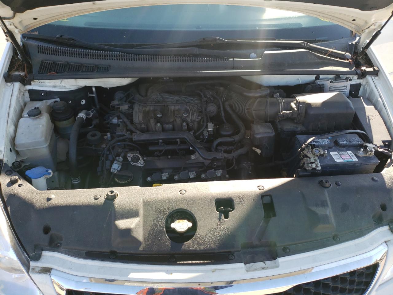 Photo 7 from auction – 2014 KIA SEDONA LX with VIN KNDMG4C73E6538659