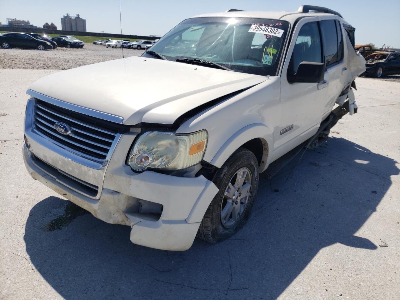Photo 2 from auction – 2008 FORD EXPLORER X with VIN 1FMEU63E28UA04927