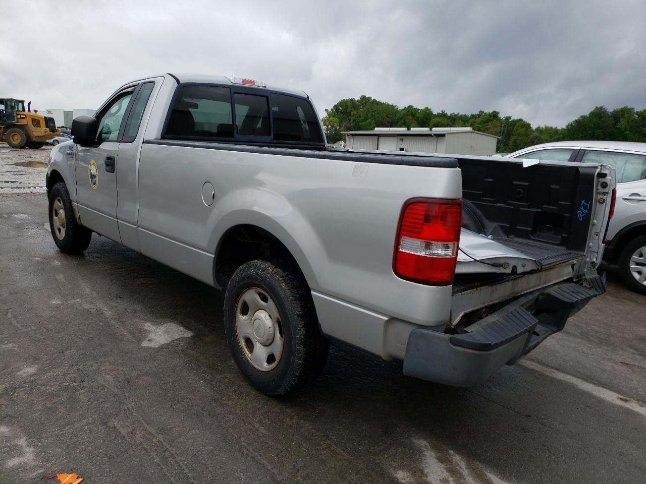 Photo 3 from auction – 2005 FORD F150 with VIN 1FTRF12205NB49271