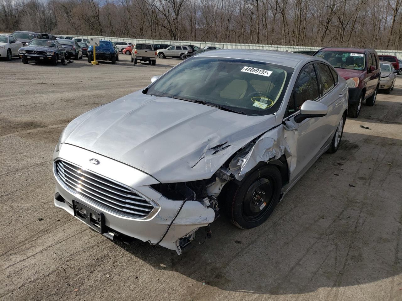 Photo 2 from auction – 2019 FORD FUSION SE with VIN 3FA6P0HD9KR179841