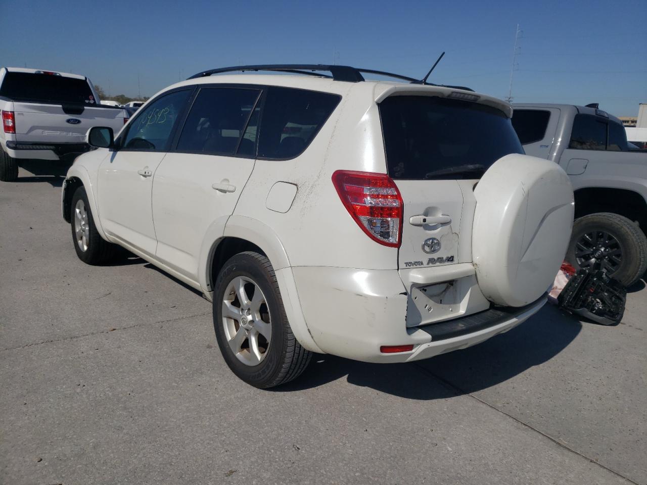 Photo 3 from auction – 2010 TOYOTA RAV4 LIMIT with VIN 2T3DF4DV5AW079353