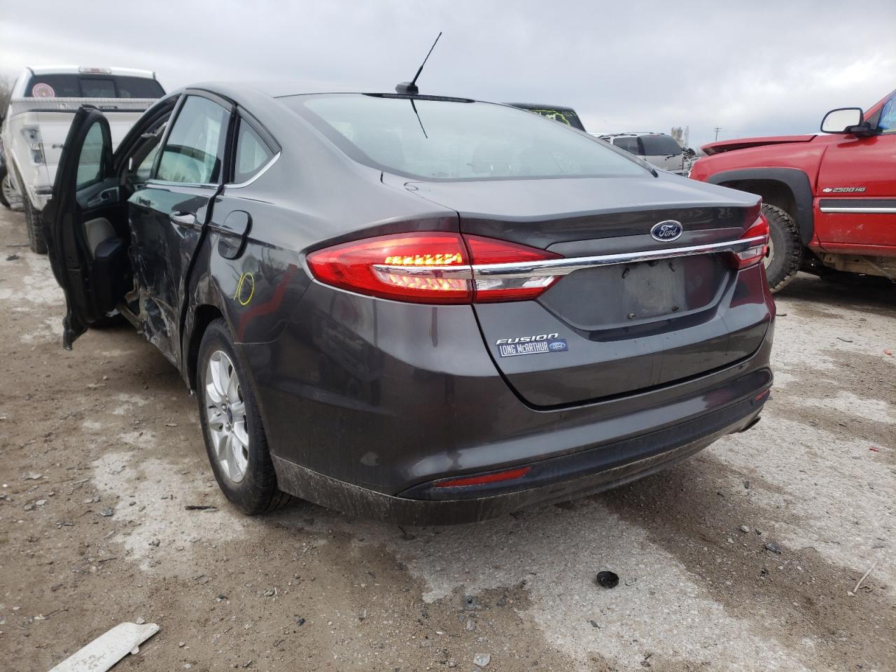 Photo 3 from auction – 2017 FORD FUSION S with VIN 3FA6P0G75HR241868