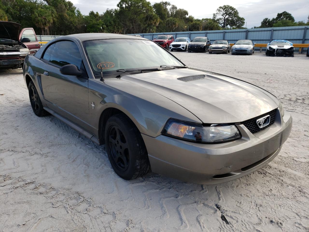 FORD MUSTANG 2002 with VIN 1FAFP40412F139639 - Photo from auction