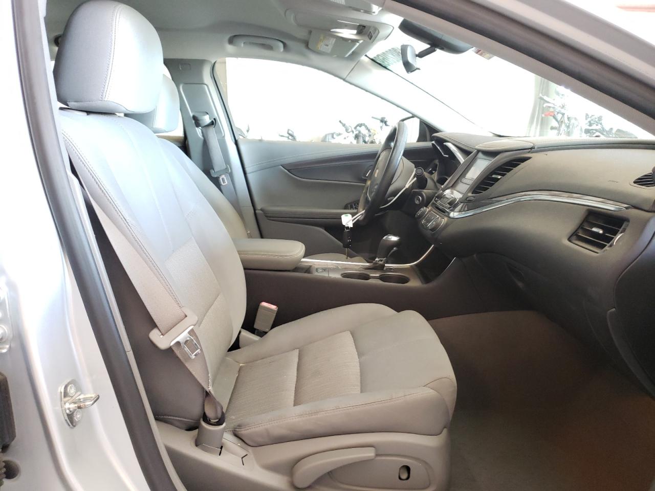 Photo 5 from auction – 2014 CHEVROLET IMPALA LS with VIN 1G11Y5SLXEU112332