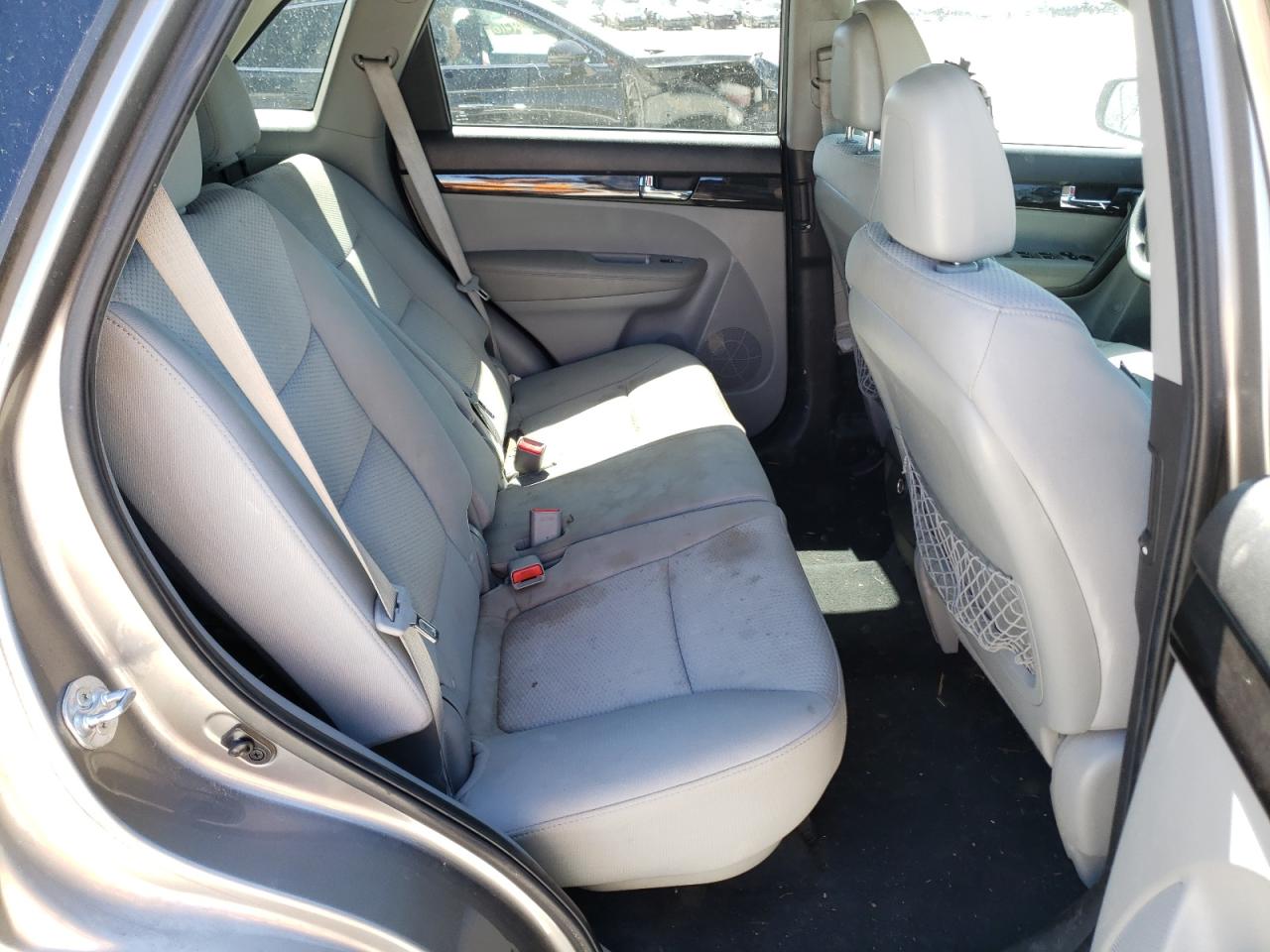 Photo 6 from auction – 2011 KIA SORENTO BA with VIN 5XYKT4A17BG155009