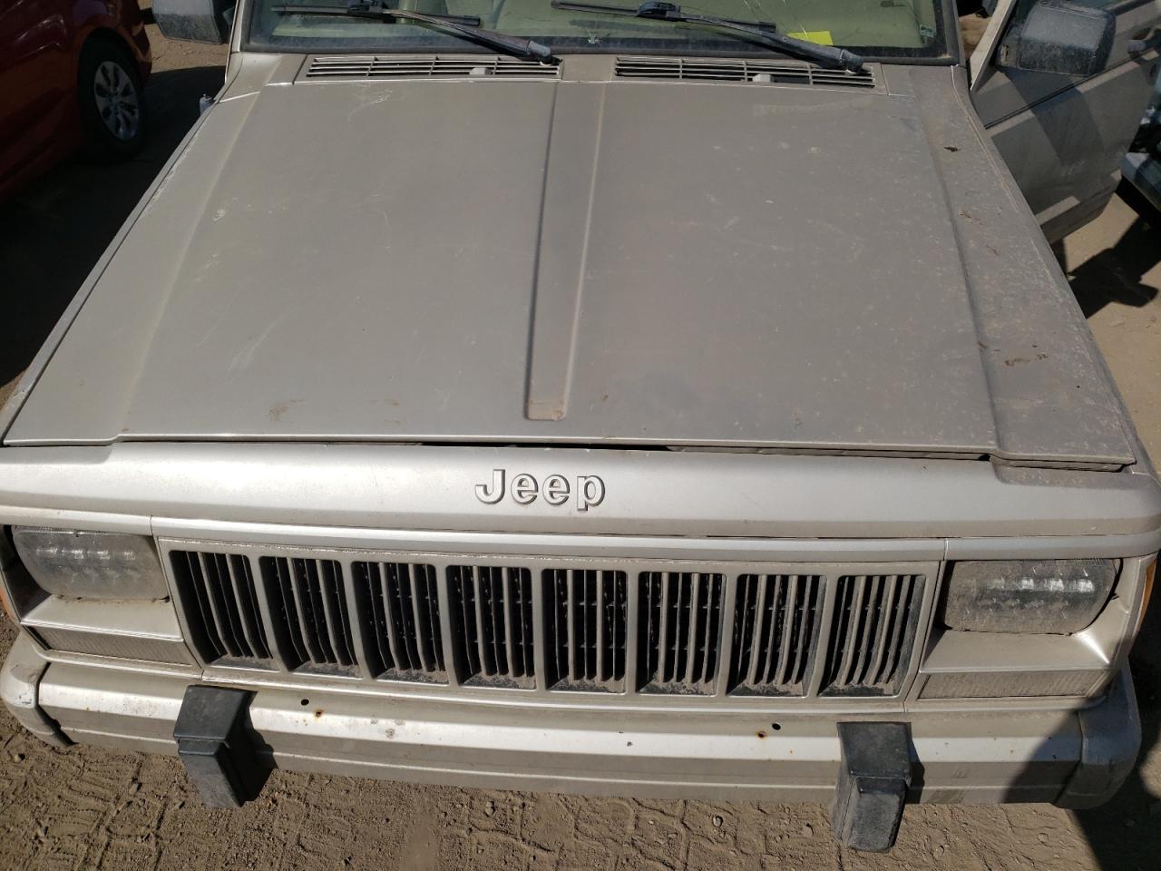 Photo 7 from auction – 1996 JEEP CHEROKEE C with VIN 1J4FJ78S9TL101945