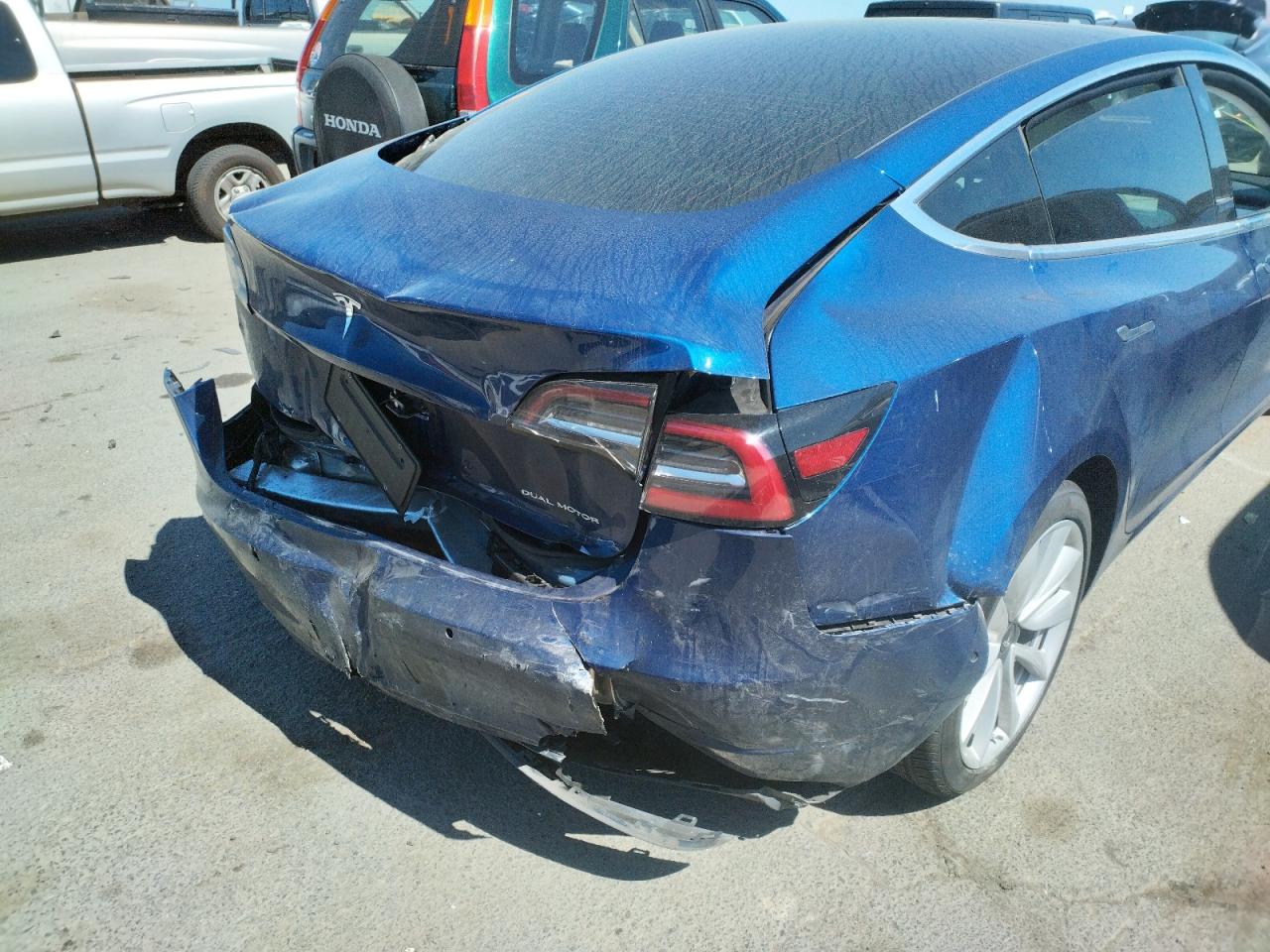 Photo 9 from auction – 2019 TESLA MODEL 3 with VIN 5YJ3E1EB9KF517851