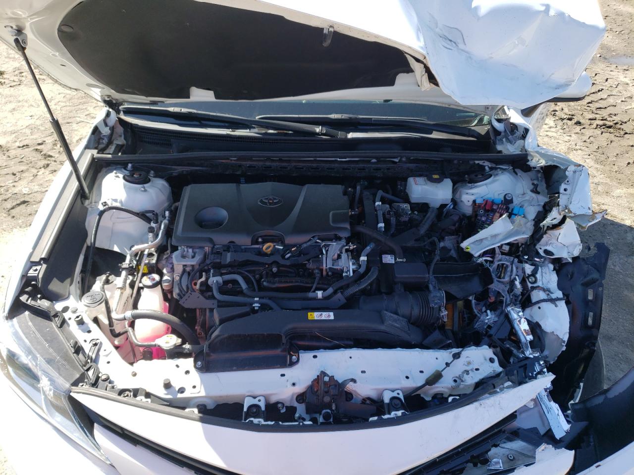 Photo 7 from auction – 2020 TOYOTA CAMRY LE with VIN 4T1C31AK3LU016597