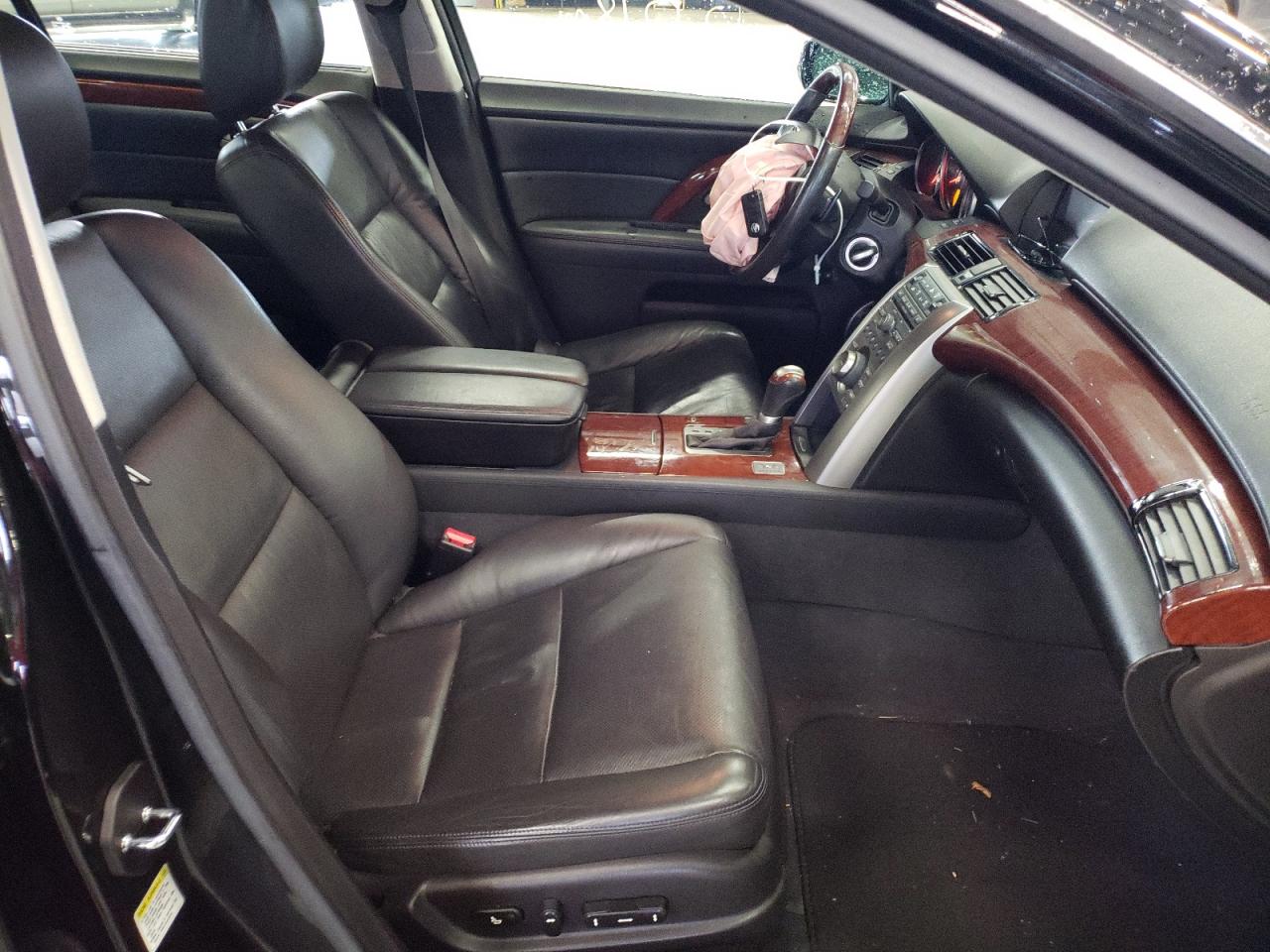 Photo 5 from auction – 2010 ACURA RL with VIN JH4KB2F6XAC000094