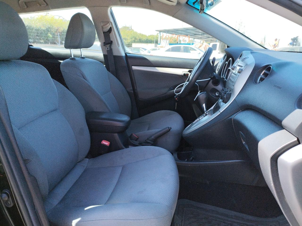 Photo 5 from auction – 2009 TOYOTA COROLLA MA with VIN 2T1KE40E39C029511