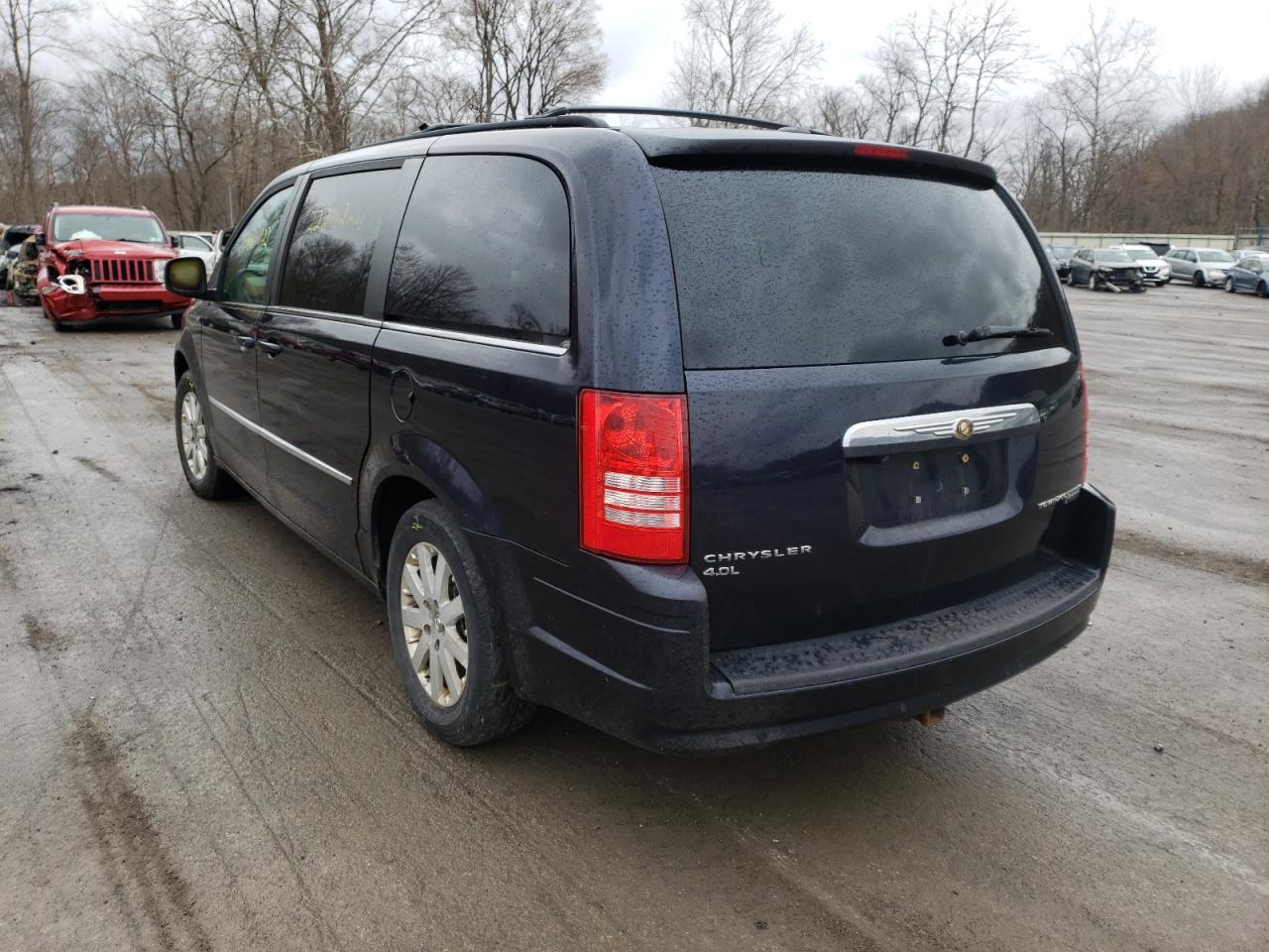 Photo 3 from auction – 2010 CHRYSLER TOWN & COU with VIN 2A4RR8DX7AR395041