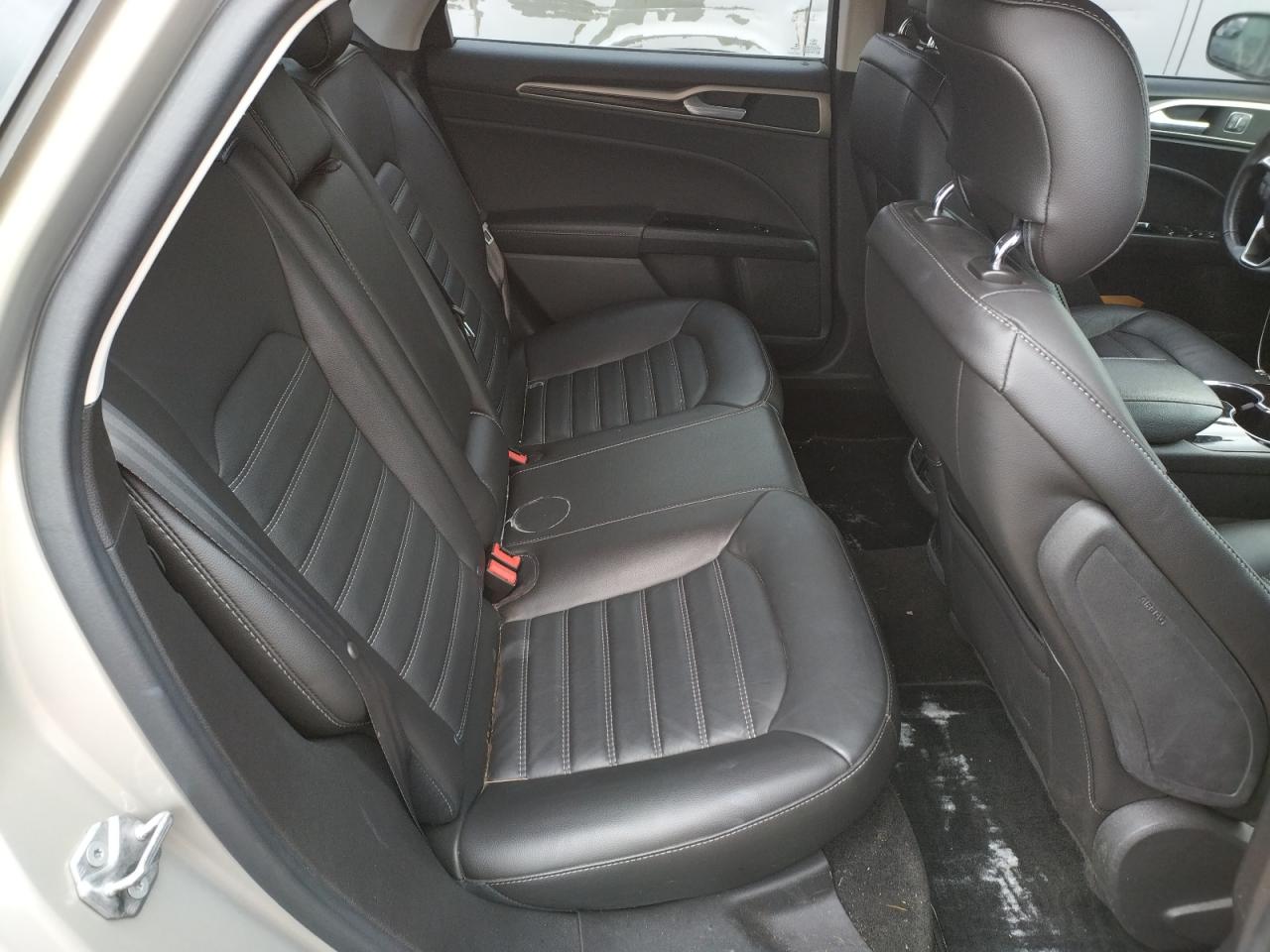 Photo 6 from auction – 2015 FORD FUSION SE with VIN 3FA6P0PU3FR115446