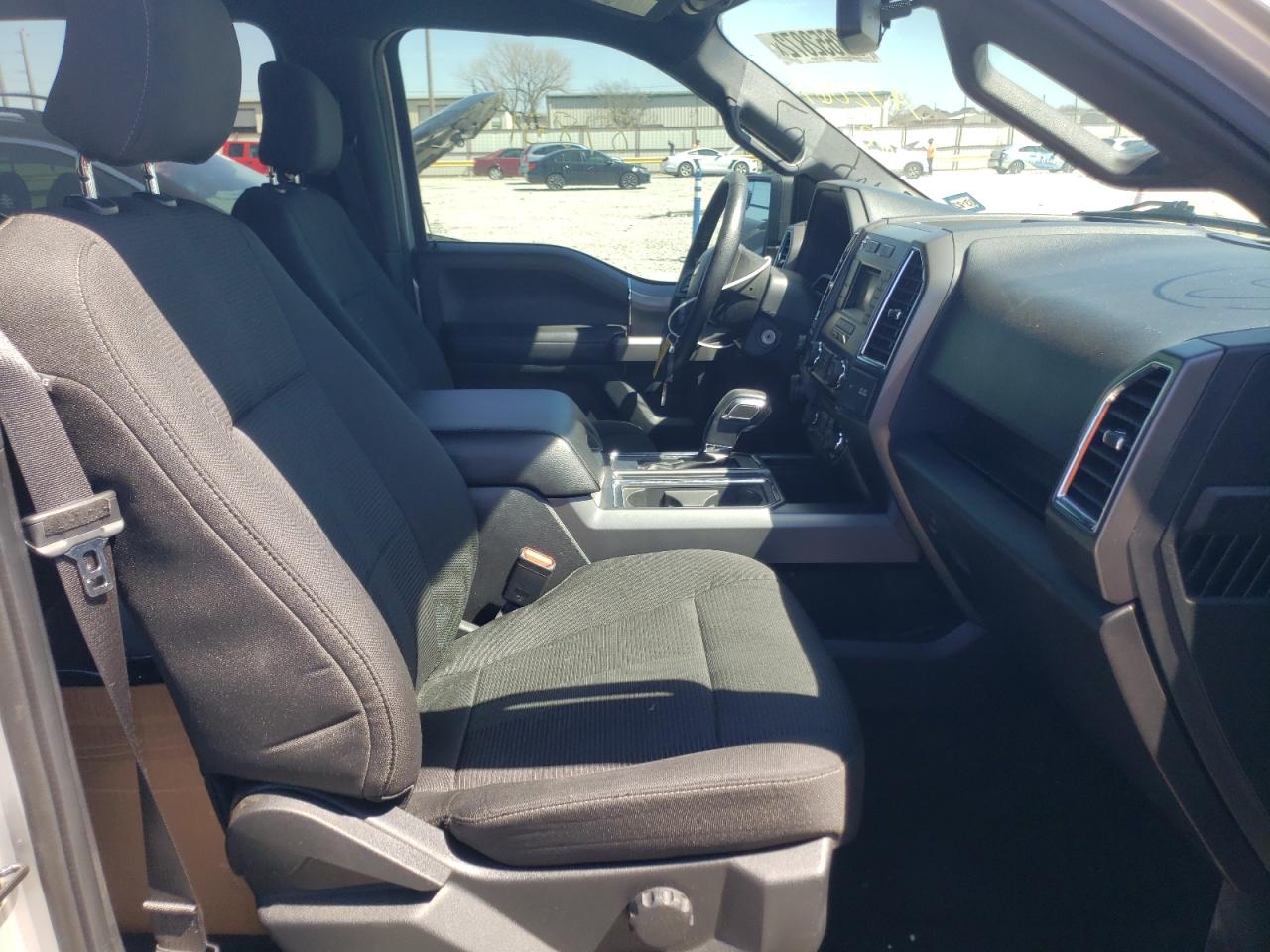 Photo 5 from auction – 2016 FORD F150 SUPER with VIN 1FTEW1EP6GFA72067