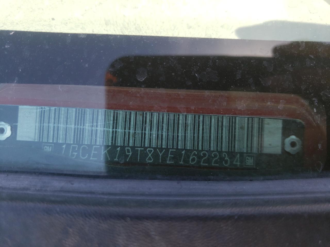 Photo 10 from auction – 2000 CHEVROLET SILVERADO with VIN 1GCEK19T8YE162234