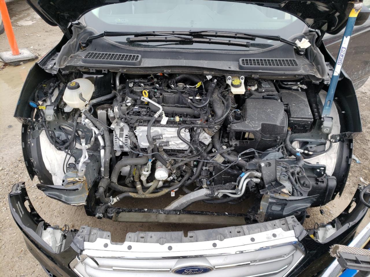 Photo 7 from auction – 2019 FORD ESCAPE SEL with VIN 1FMCU9HD9KUC53399