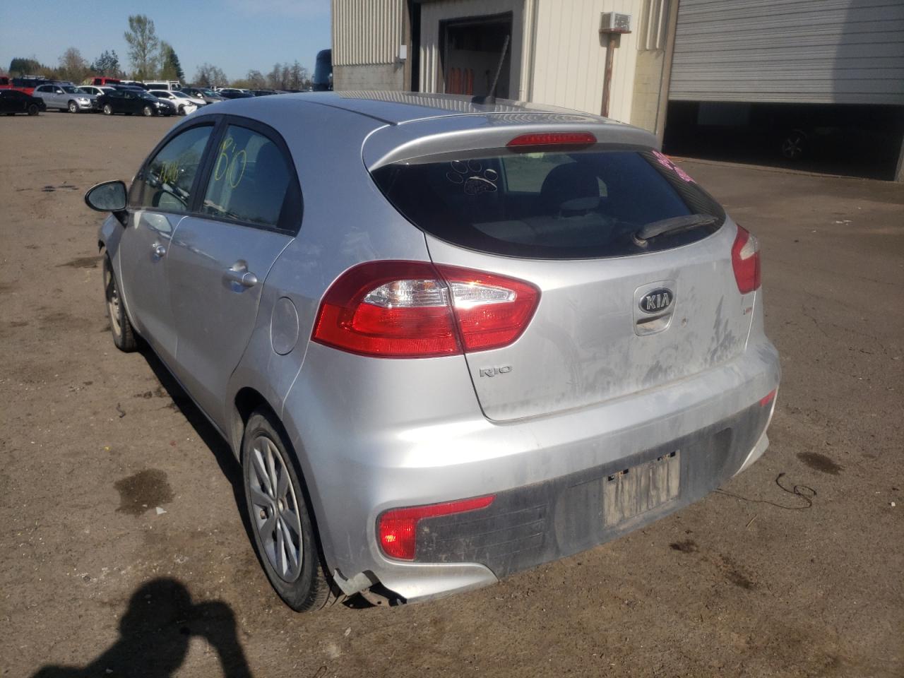 Photo 3 from auction – 2016 KIA RIO LX with VIN KNADM5A32G6686803