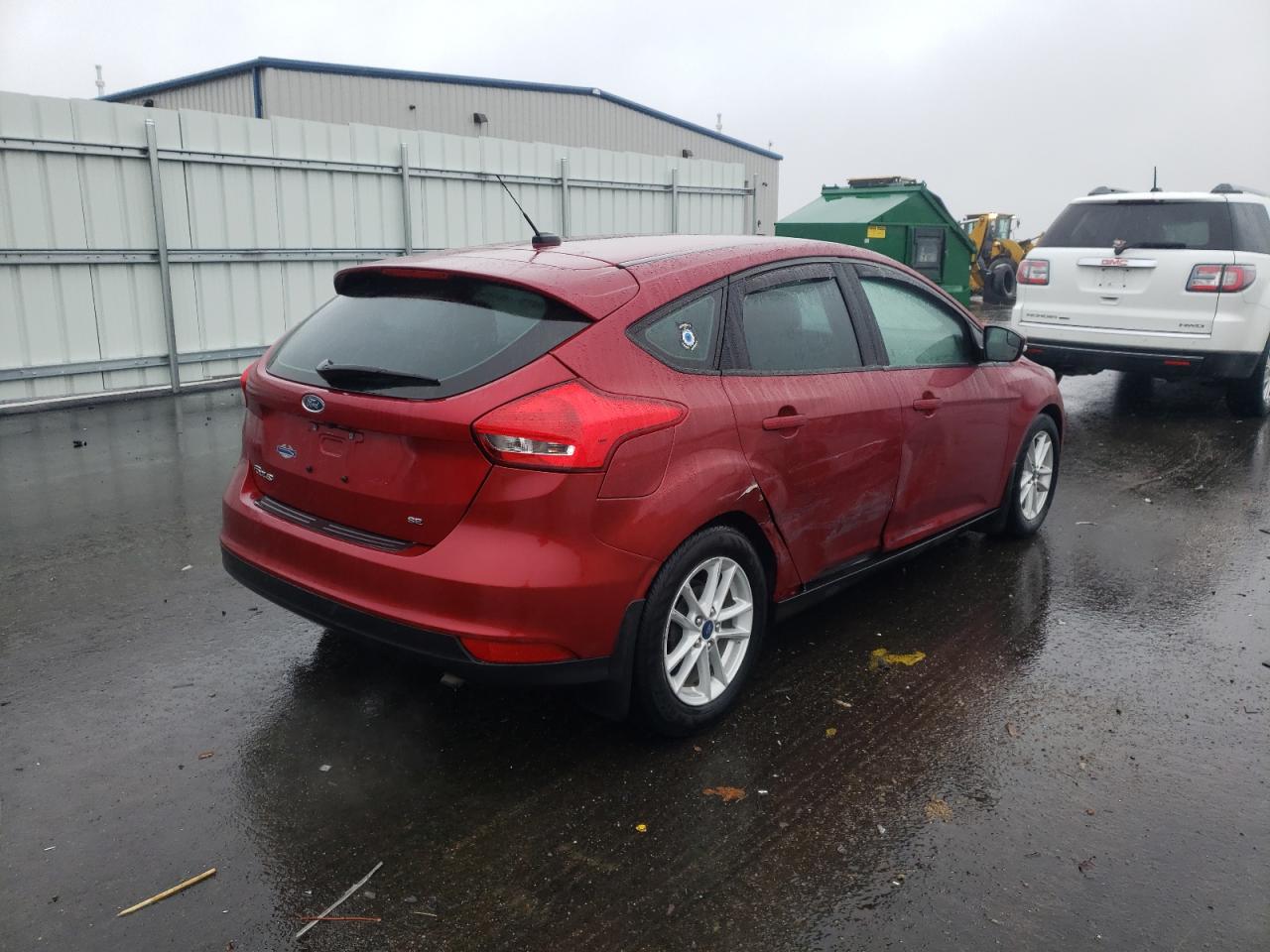 Photo 4 from auction – 2017 FORD FOCUS SE with VIN 1FADP3K20HL321680
