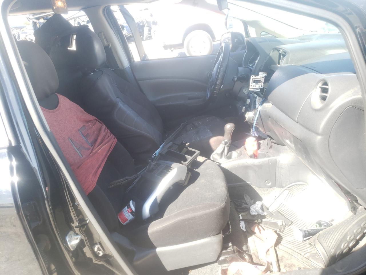 Photo 5 from auction – 2014 NISSAN VERSA NOTE with VIN 3N1CE2CP9EL411624