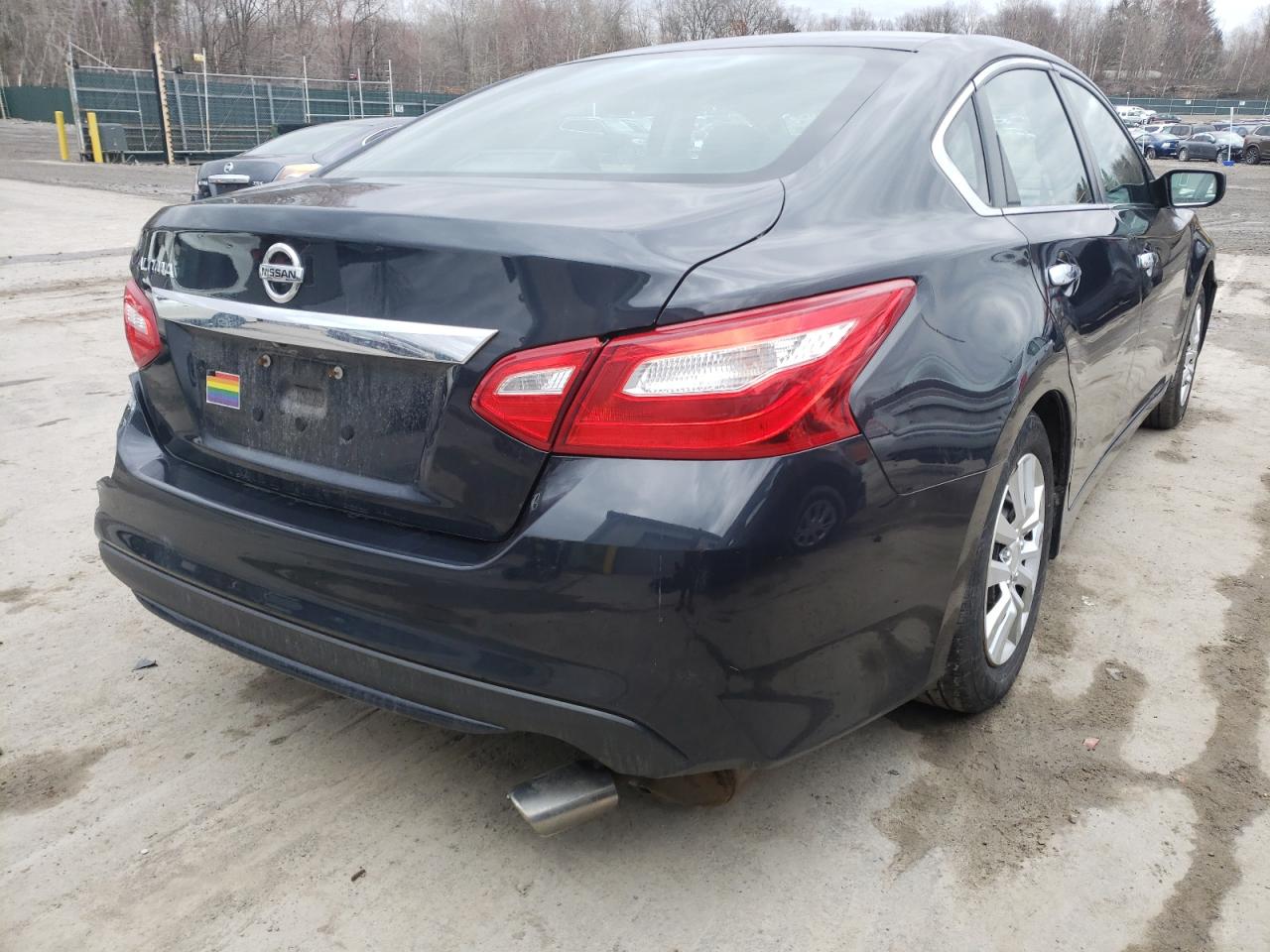 Photo 4 from auction – 2017 NISSAN ALTIMA 2.5 with VIN 1N4AL3AP9HC227924