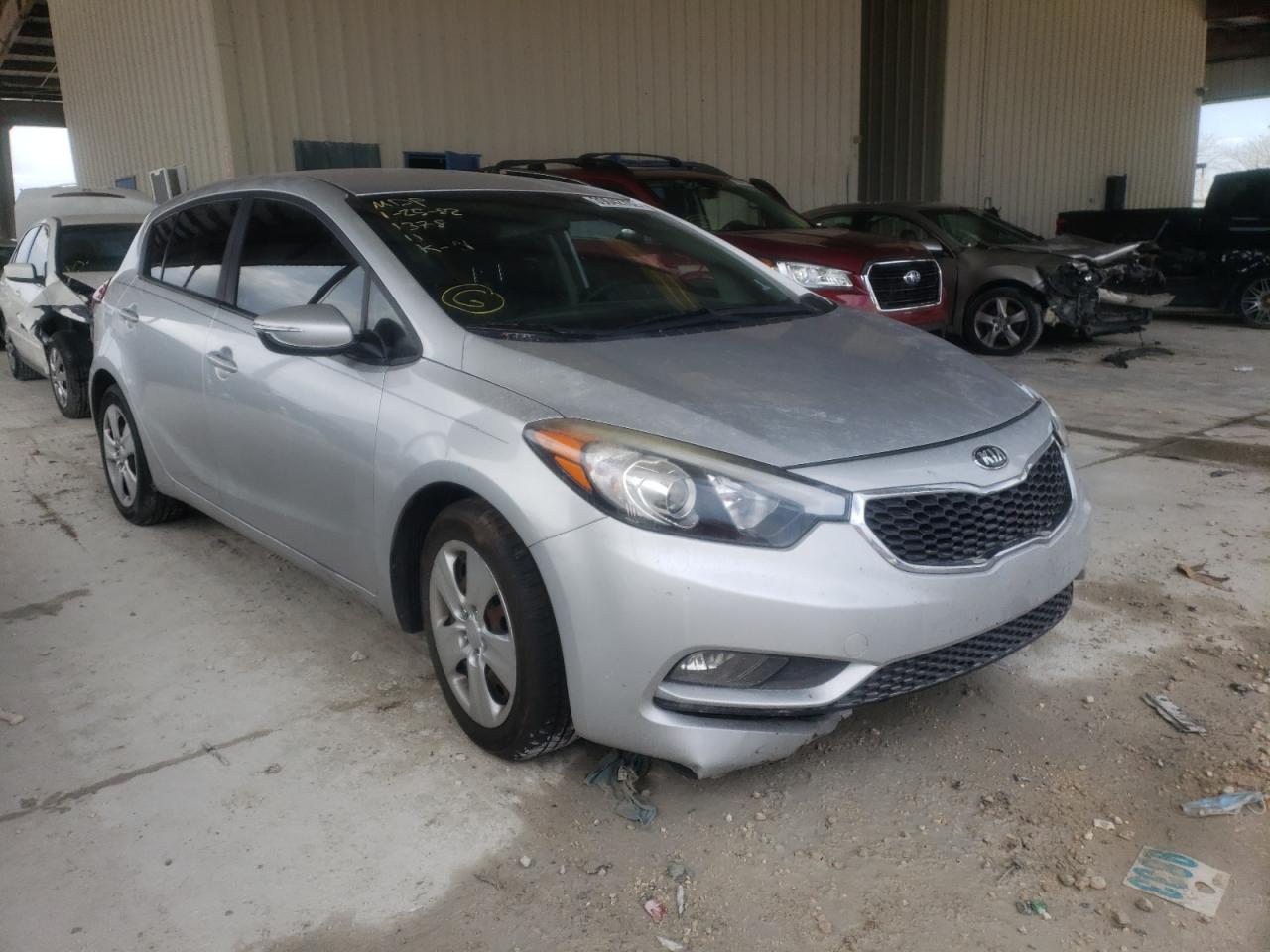 KIA FORTE LX 2016 with VIN KNAFK5A86G5601378 - Photo from auction