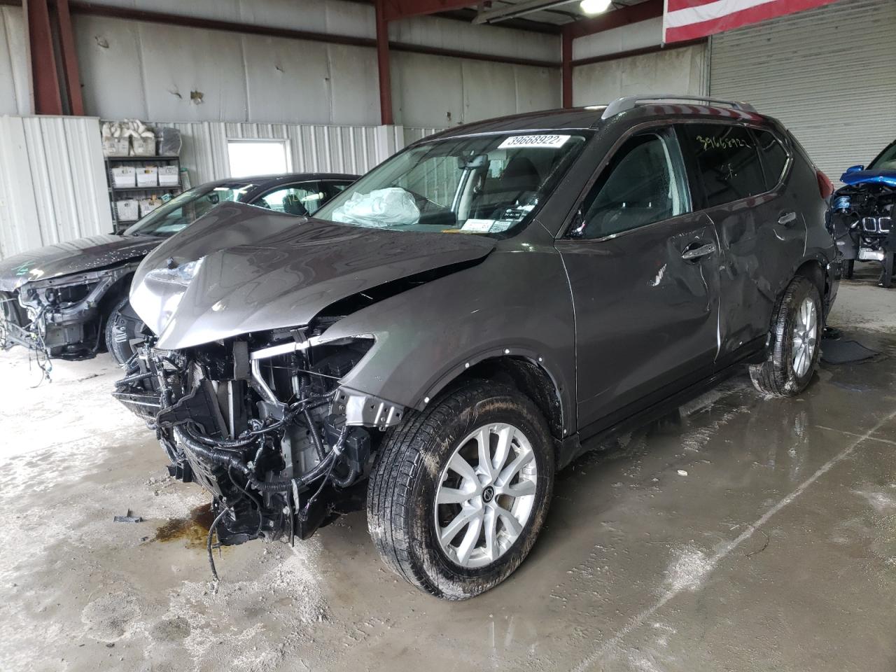 Photo 2 from auction – 2018 NISSAN ROGUE S with VIN KNMAT2MV6JP601550