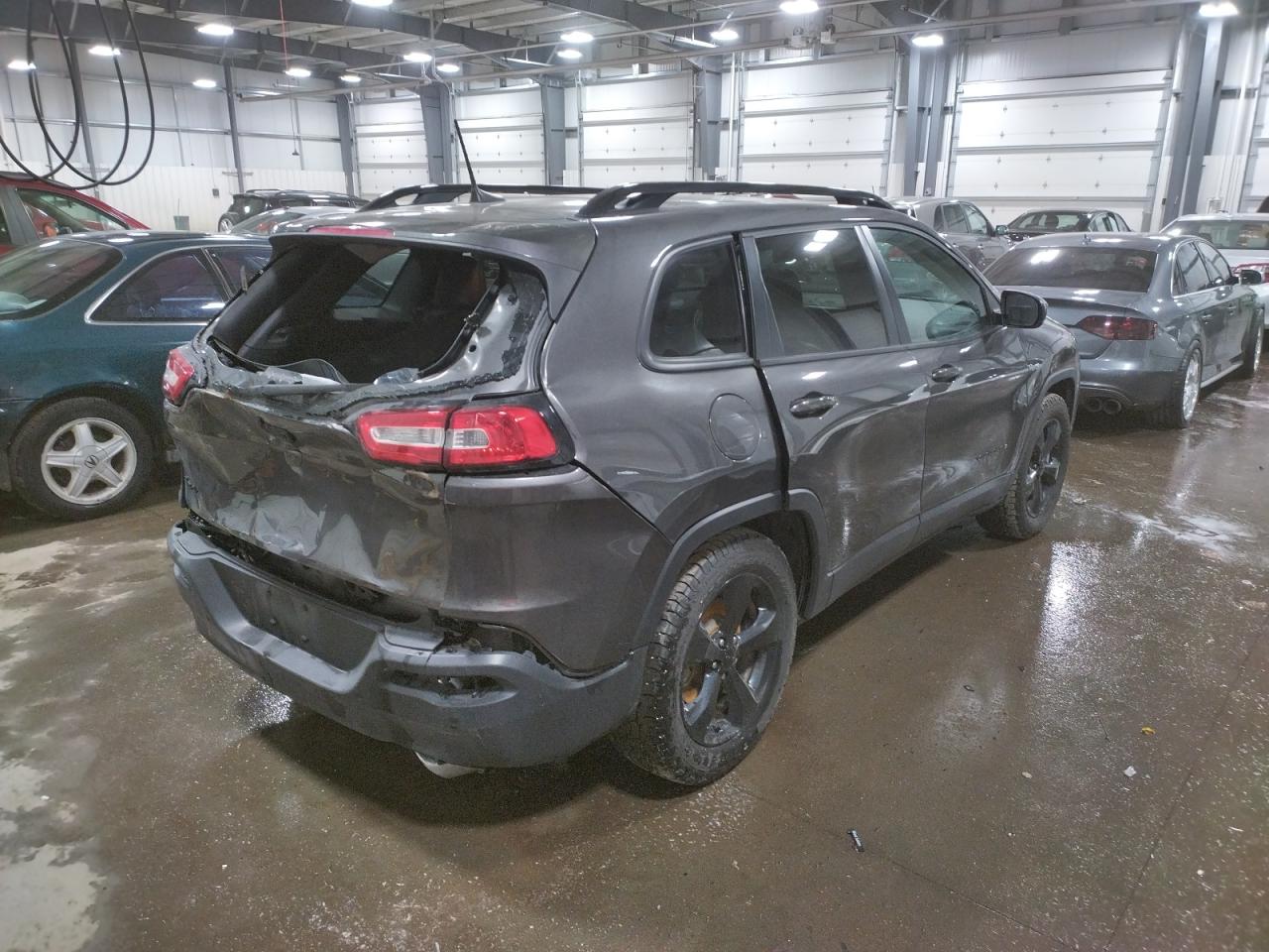 Photo 4 from auction – 2018 JEEP CHEROKEE L with VIN 1C4PJMDXXJD575257