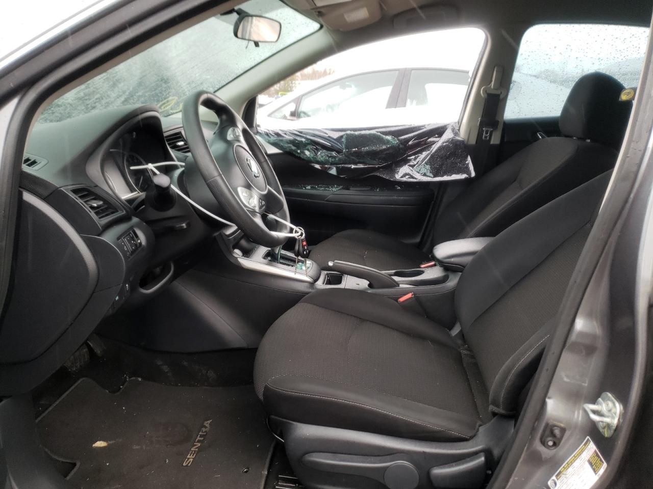 Photo 5 from auction – 2019 NISSAN SENTRA S with VIN 3N1AB7AP1KY282079