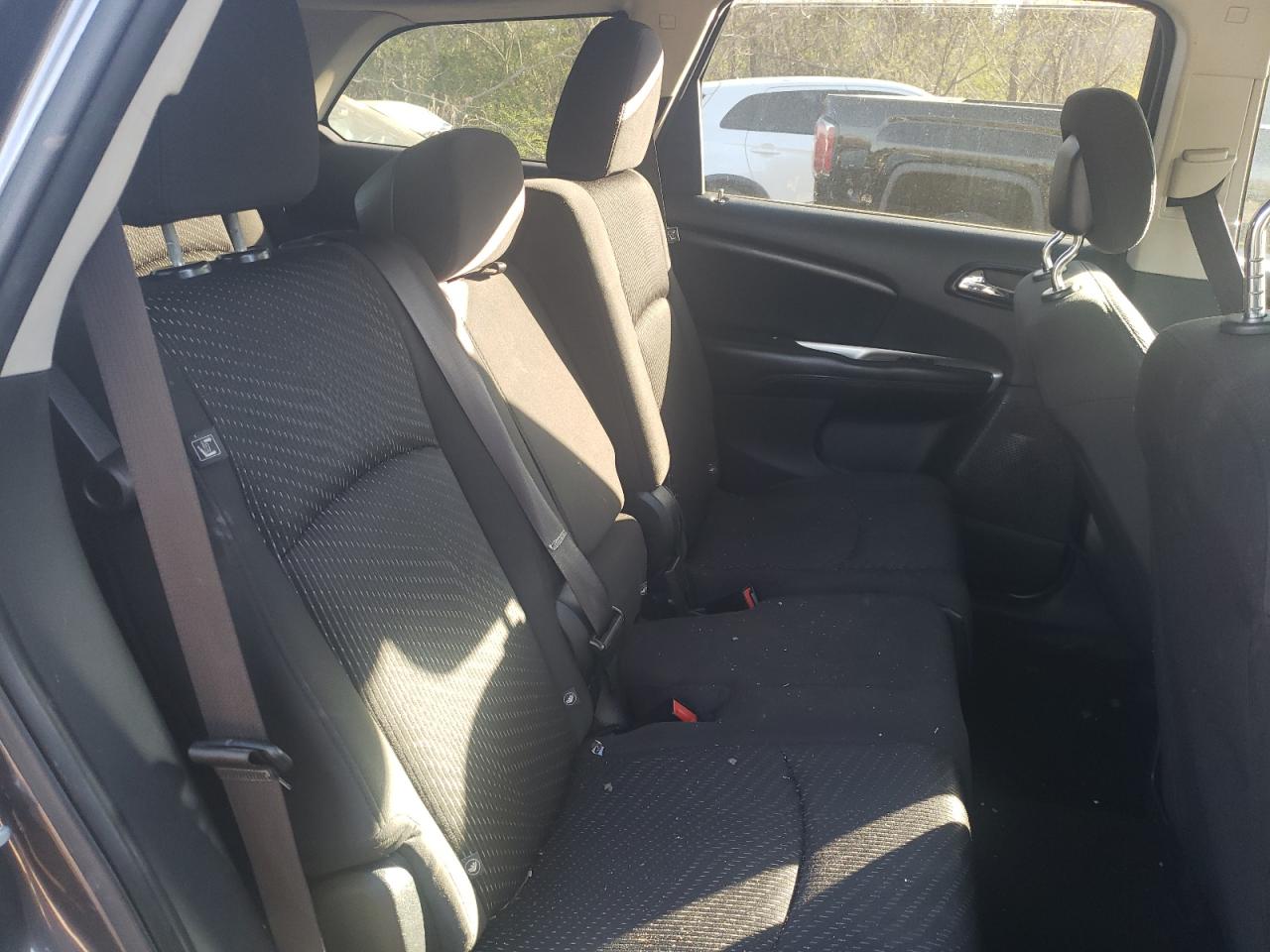 Photo 6 from auction – 2017 DODGE JOURNEY SE with VIN 3C4PDCAB0HT695261
