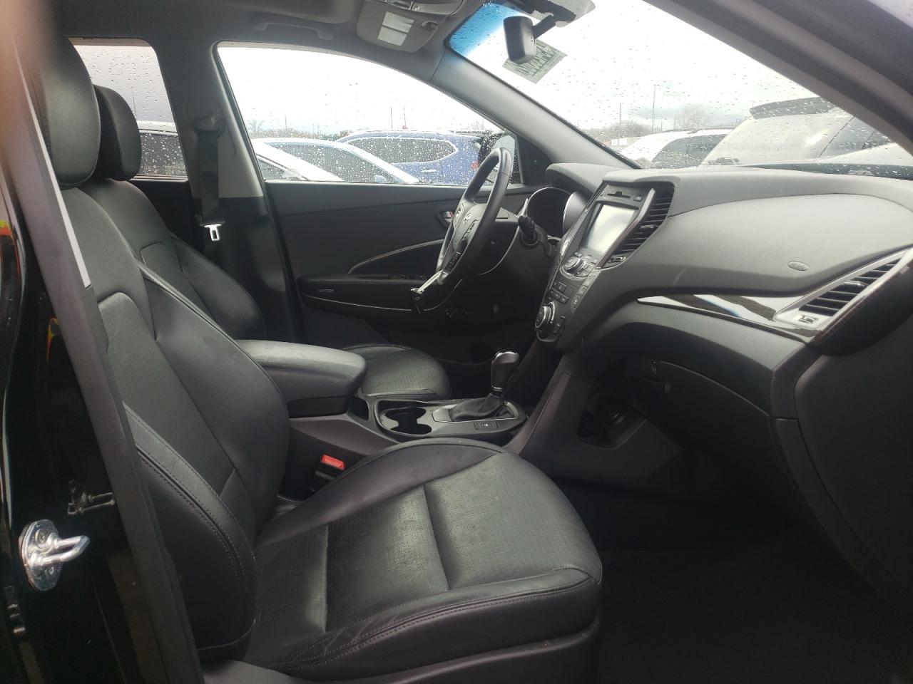 Photo 5 from auction – 2014 HYUNDAI SANTA FE G with VIN KM8SR4HF2EU069895