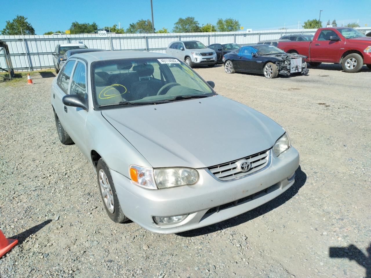 TOYOTA COROLLA CE 2002 z numerem VIN 1NXBR12E22Z598709 - Zdjęcie z aukcji