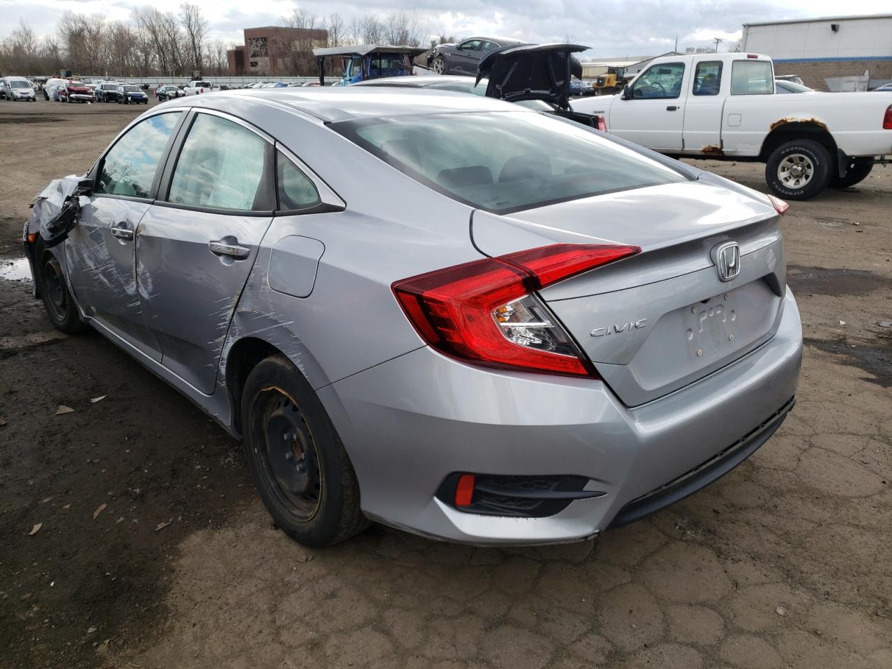 Photo 3 from auction – 2017 HONDA CIVIC LX with VIN 2HGFC2F54HH514409