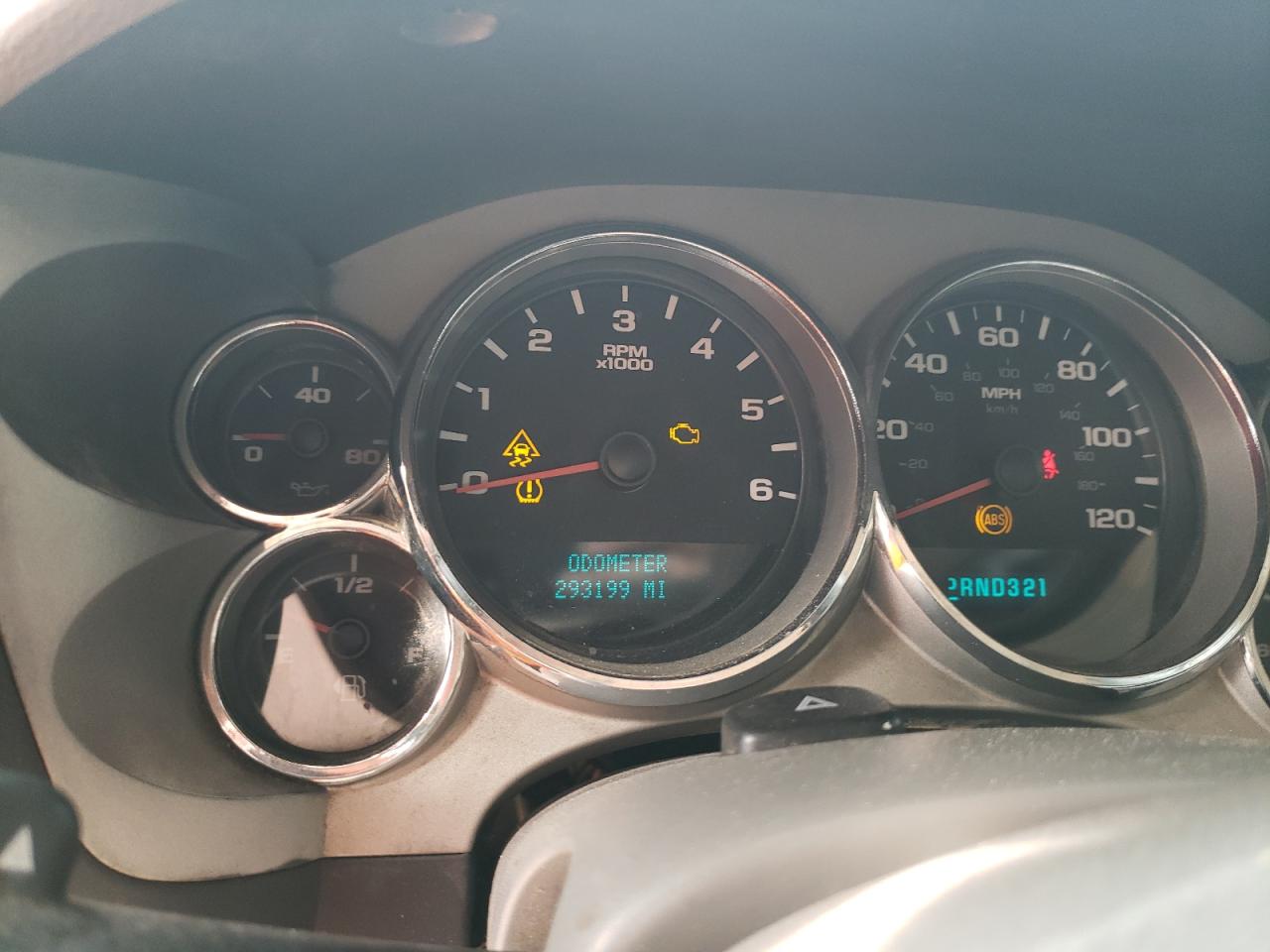 Photo 8 from auction – 2007 GMC NEW SIERRA with VIN 2GTEK13M471615542