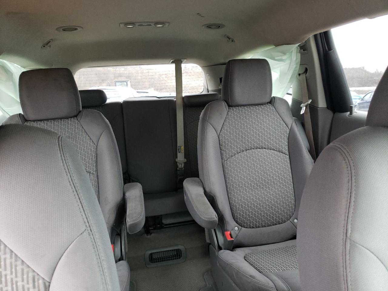 Photo 9 from auction – 2012 CHEVROLET TRAVERSE L with VIN 1GNKVGED9CJ406444