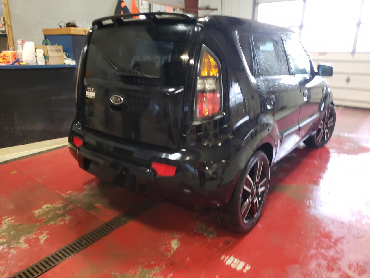 Photo 4 from auction – 2010 KIA SOUL + with VIN KNDJT2A27A7127425