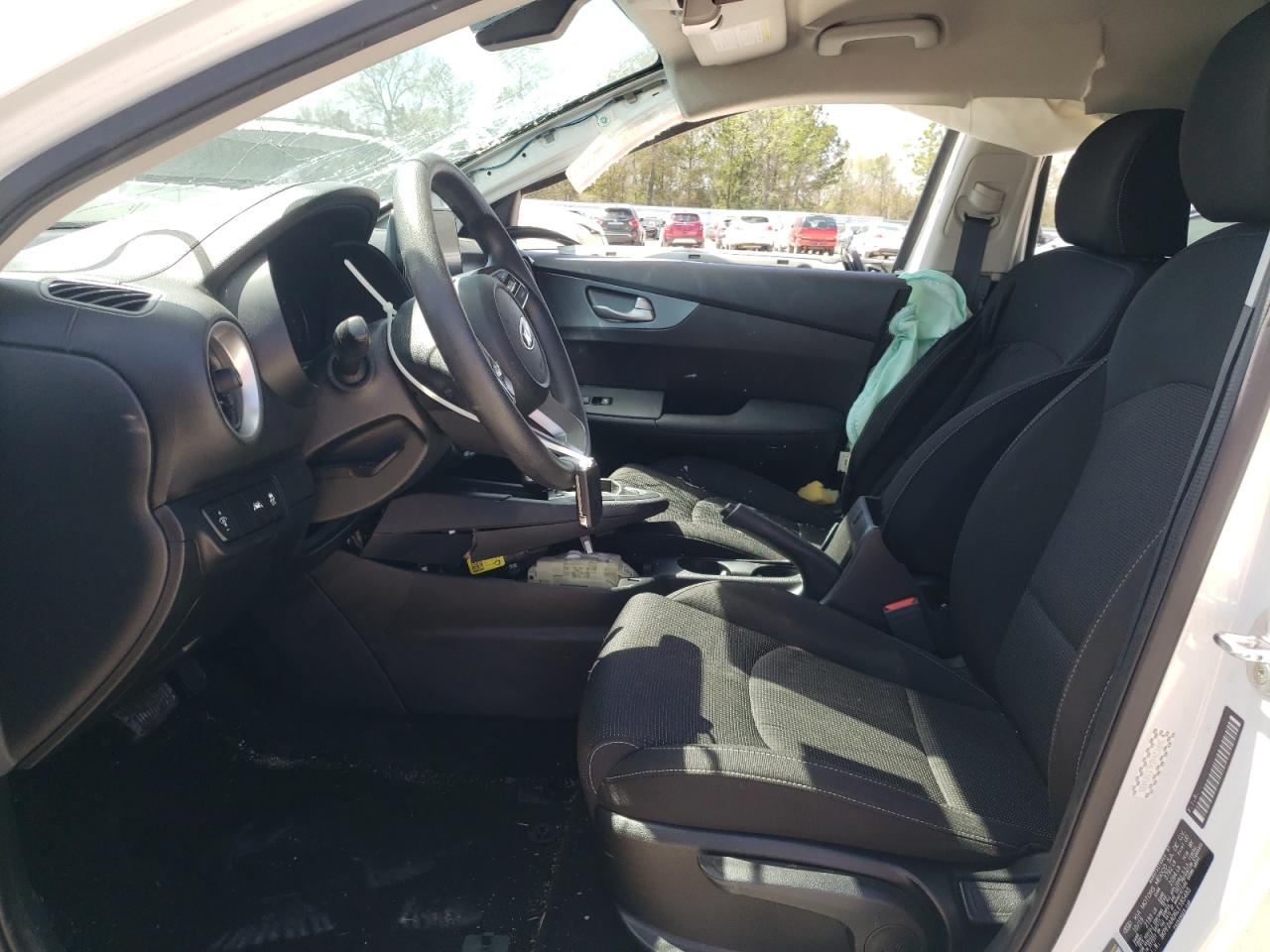 Photo 5 from auction – 2020 KIA FORTE FE with VIN 3KPF24AD6LE185485