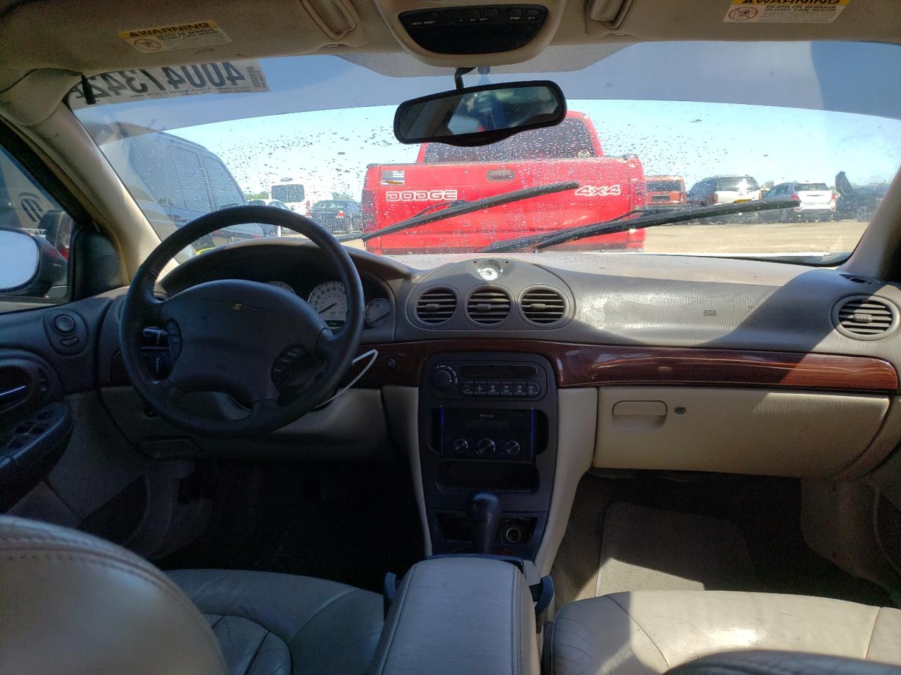 Photo 9 from auction – 2002 CHRYSLER CONCORDE L with VIN 2C3HD56G22H187298