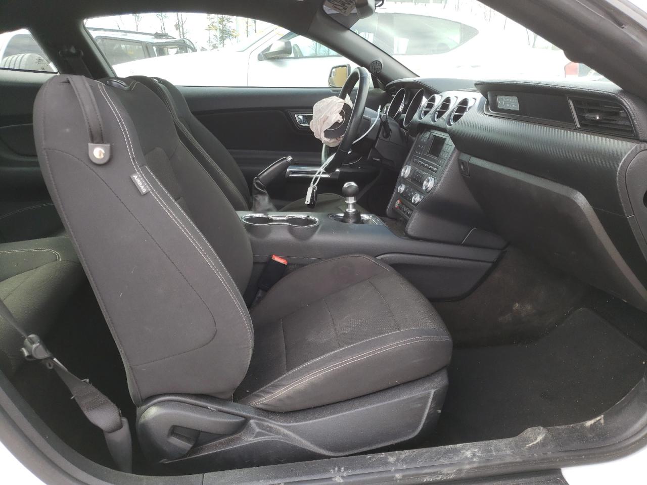Photo 11 from auction – 2017 FORD MUSTANG with VIN 1FA6P8AM0H5289410