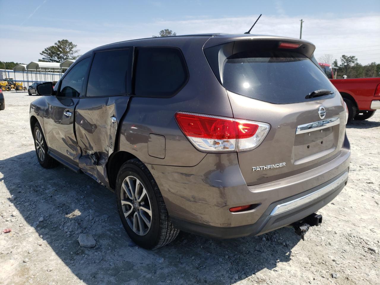 Photo 3 from auction – 2013 NISSAN PATHFINDER with VIN 5N1AR2MN4DC663941