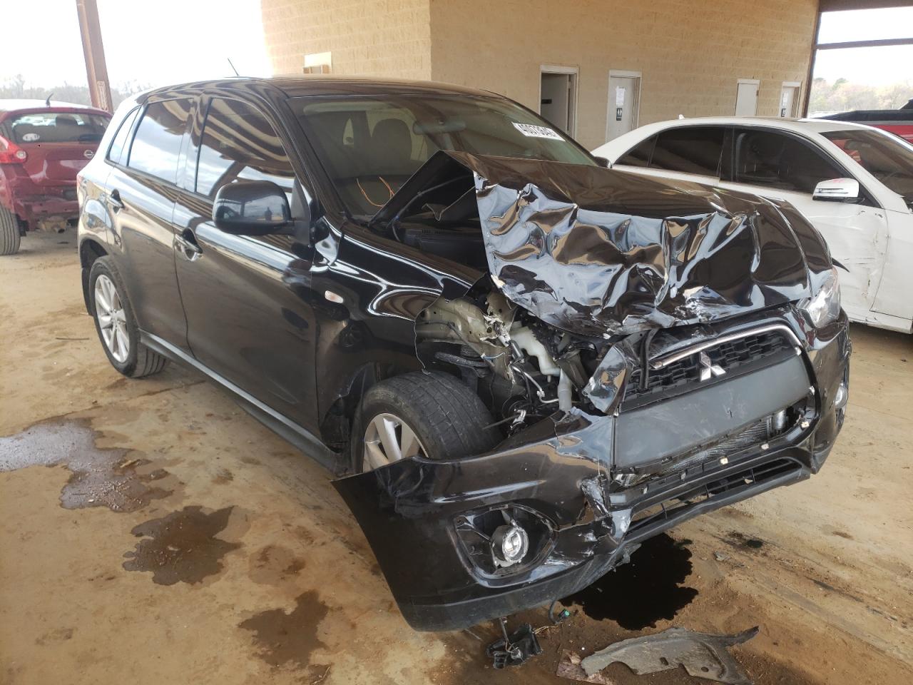 MITSUBISHI OUTLANDER 2015 with VIN 4A4AP3AU4FE045093 - Photo from auction