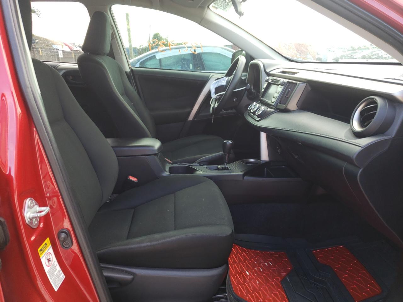 Photo 5 from auction – 2014 TOYOTA RAV4 LE with VIN 2T3ZFREV5EW083104