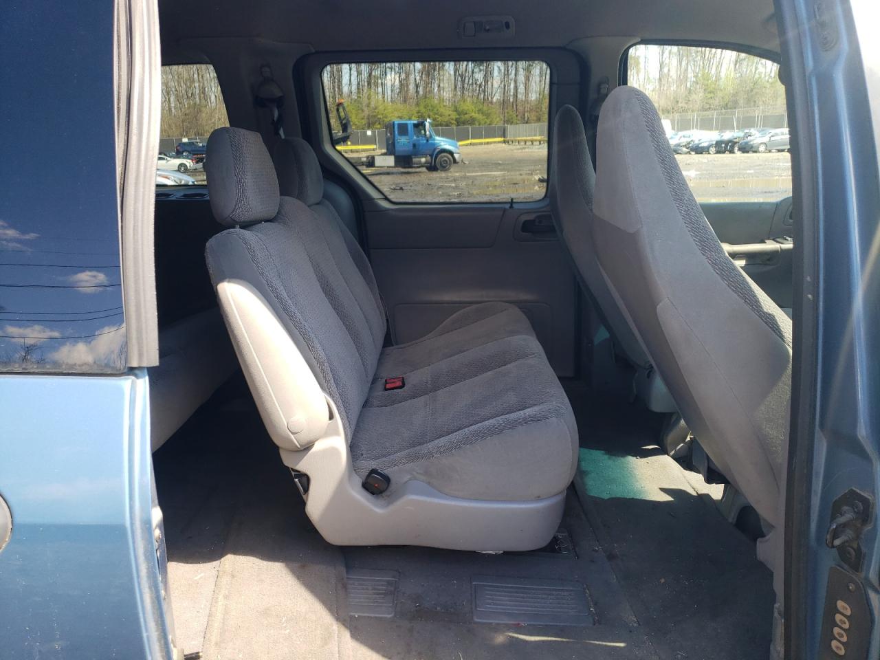Photo 6 from auction – 2002 FORD WINDSTAR L with VIN 2FMZA50422BB60673
