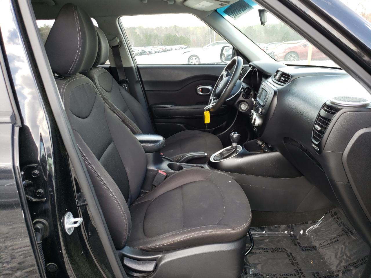 Photo 5 from auction – 2015 KIA SOUL with VIN KNDJN2A22F7219978