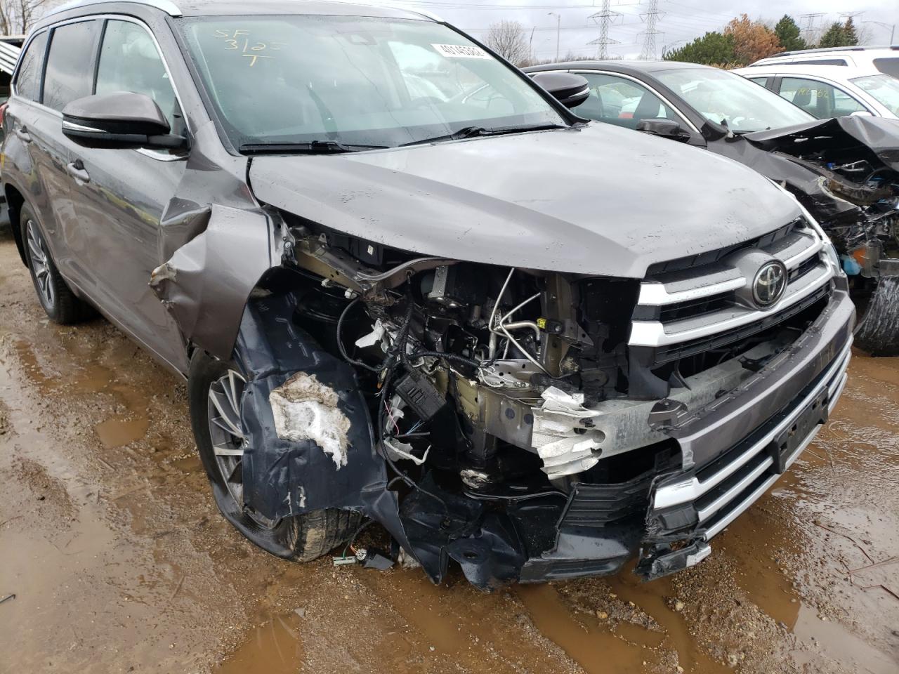 Photo 9 from auction – 2017 TOYOTA HIGHLANDER with VIN 5TDJZRFH5HS508372